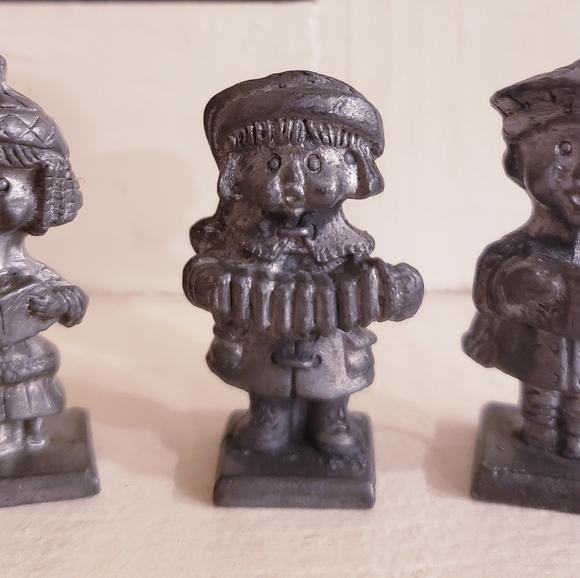 Royal Pewter Miniature Figurines Vintage Christmas Carolers Musician Holiday Dec - Picture 1 of 6